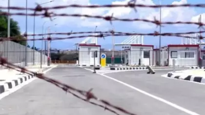 KKTC ile Güney Kıbrıs arasında geçişler durduruldu