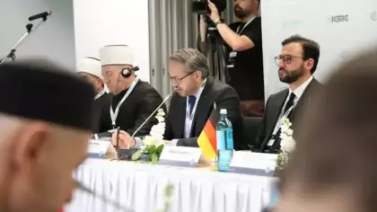 Köln'deki uluslararası konferans, 17 ülkenin Müslüman temsilcilerini bir araya getirdi
