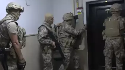 Kurgu kazalarla sigorta şirketlerini dolandıran şüphelilere operasyon: 43 gözaltı