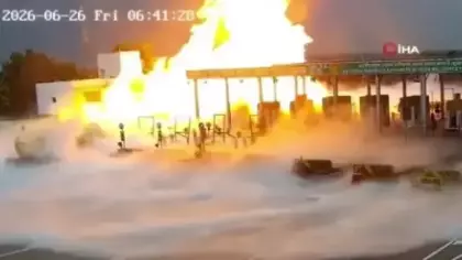 LPG yüklü tanker kaza yaptı, ortalık yangın yerine döndü