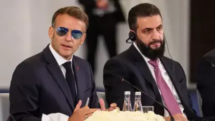 Macron ve Şara Şam'da bir araya geldi: İmzalar atıldı