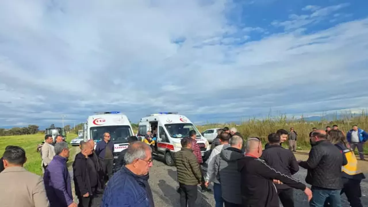 Manavgat'ta iki belediye otobüsü çarpıştı: Çok sayıda kişi yakalandı!