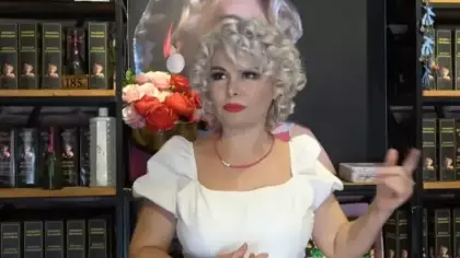 Mardin'in Marilyn Monroe'su Melek Akarmut tutuklandı