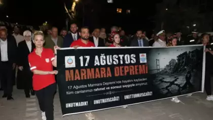 Marmara Depremi'nde hayatını kaybedenler Yalova'da anıldı