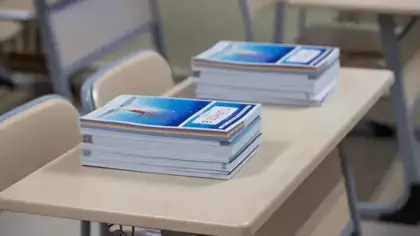 MEB'in ücretsiz ders kitapları okullardaki yerini aldı