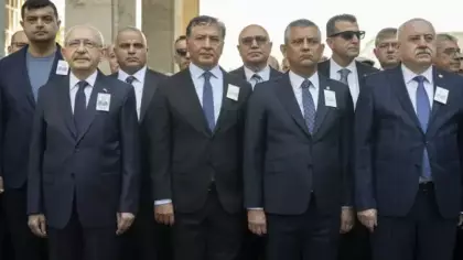 Meclis'te 1 Ekim hesabı! Özgür Özel reddetmişti, Kılıçdaroğlu'ndan sürpriz karar