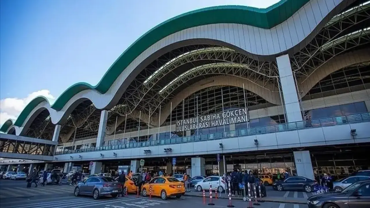 Megakentin gökyüzünde tarihi rekor! İki dev aynı anda rakamları altüst etti!