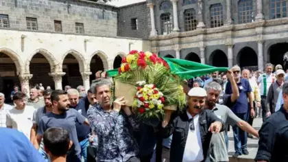 Mehdi Zana için tören düzenlendi