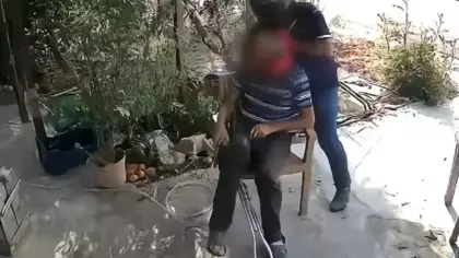 Mersin'de ortopedik engelli yaşlı adamı darbeden kasklı saldırgan tutuklandı