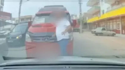 Mersin'de ters şeride giren dolmuş şoförünün ehliyetine el konuldu