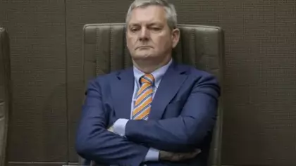 Milletvekili gece boyu tuvalette kilitli kaldı!