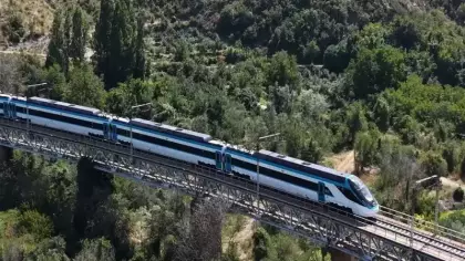 Milli Hızlı Tren için düğmeye basıldı! 2027 ve 2028 hedefi belli oldu: 14 set üretilecek