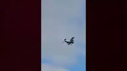 Moskova'da paraşütü açılmayan Rus askeri yere çakılarak can verdi