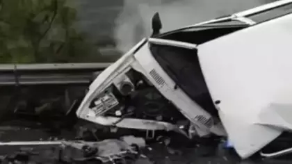 Muğla'da 2 otomobil çarpıştı: 2 çocuk babası can verdi, 2 yaralı