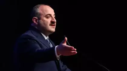 Mustafa Varank'tan Hüseyin Çelik'e tepki: FETÖ postacılığı yaptı, bizi tehdit etti