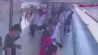 Nişanlısının önünde bıçaklanarak canice öldürülen gencin görüntüleri ortaya çıktı