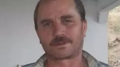 Odun kesme kavgasında kan aktı: Oğlunu öldürdü, gelinini yaraladı!