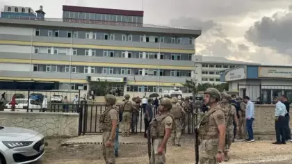 Okul bahçesinde silahla vurulan öğretmen öldü! Bakan Tekin'den açıklama!