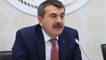Okullarda ders saatleri kısaltılıyor: Şartlar açıklandı! 40'dan 30'a iniyor