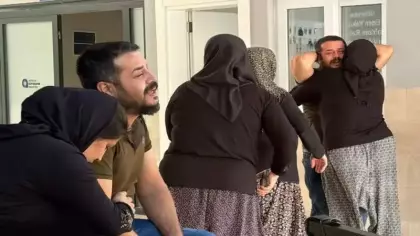 Ölümüne sebep olduğu bebeğinin cenazesini beklerken sinir krizi geçirdi!