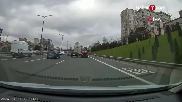 Önce makas attı, sonra araçtan inip tartıştığı sürücüye tokat attı