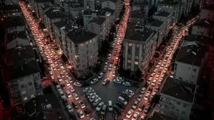 Oto çok, park yok! Şehir resmen kaderine terk edildi