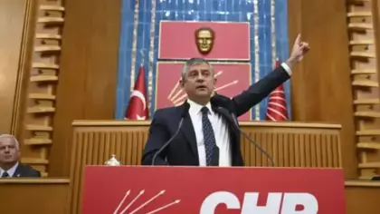 Özel’in Yeni Parti’sinin ilk icraatı kriz çıkardı: CHP'nin sosyal medya hesaplarına çöktü