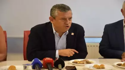 Özgür Özel ile CHP'den ayrılan milletvekilleri belli oldu! İşte Yeni Parti listesi