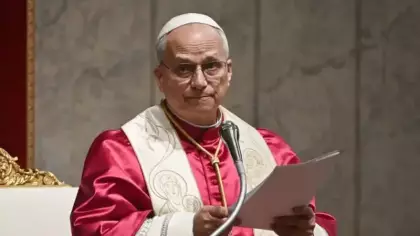 Papa'dan kiliselere 
