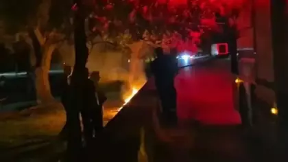 Parkta kasten çıkarılan yangın ekipleri teyakkuza geçirdi