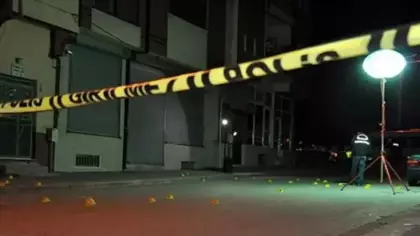 Pendik'te akrabalar arasında çatışma! Çok sayıda yaralı var