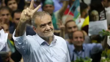 Pezeşkiyan: Suriye'deki gibi iç karışıklık çıkararak 48 saatte ele geçirmeyi planladılar