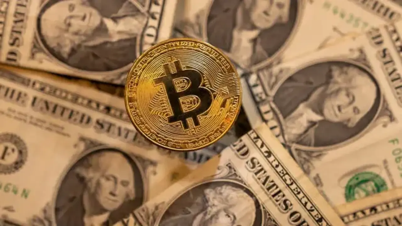Piyasada büyük tedirginlik: Bitcoin iki ayın dibinde!