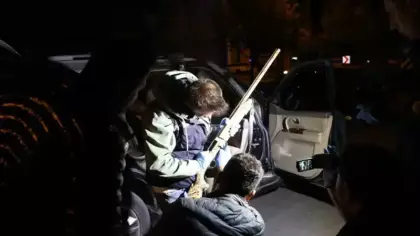 Polisin şüphe üzerine durdurduğu araçtan cinayet şüphelileri çıktı