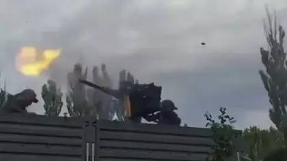 Rus askerin atış taliminde korkutan anlar!