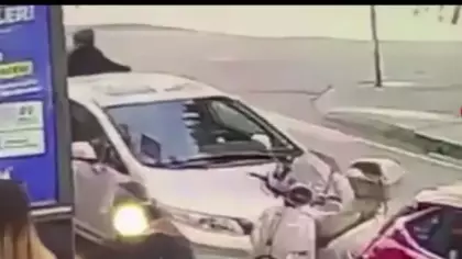 Samsun'da yaşlı kadın ile torununa yaya geçidinde otomobil çarptı