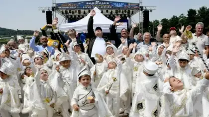 Sarıkamış panayır alanına döndü: Sünnet şöleni ve halk konserleri coşkusu