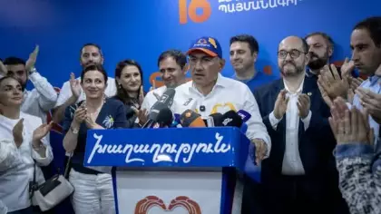Seçim zaferinin ardından Paşinyan'a 