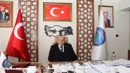 Şenkaya Belediye Başkanı Görbil Özcan CHP'den istifa etti