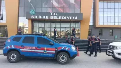 Silifke Belediyesine yönelik soruşturmada CHP'li meclis üyesi tutuklandı