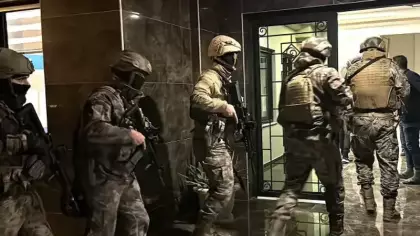 'Sokak hakkı' adı altında haraç isteyen suç örgütüne operasyon: 24 tutuklama
