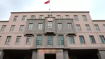 Sözleşmeli er ve uzman erbaş temini başvuru süresi uzatıldı
