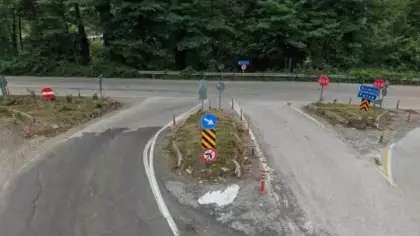 Sürücüleri ne yapacağını şaşırıyor! 29 tane tabela var