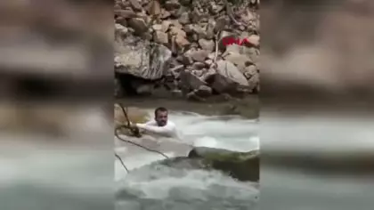 Suudi turist, fotoğraf çekilmek istediği derede boğuldu; o anlar kamerada