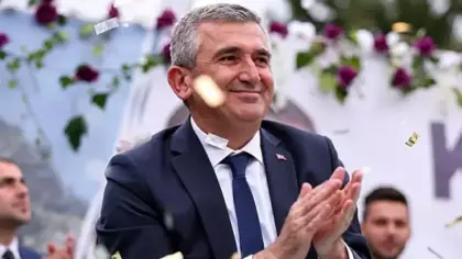 Tahliye edilen eski Belediye Başkanı yeniden tutuklandı