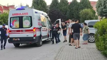 Tartıştığı babasını bıçakla yaraladı