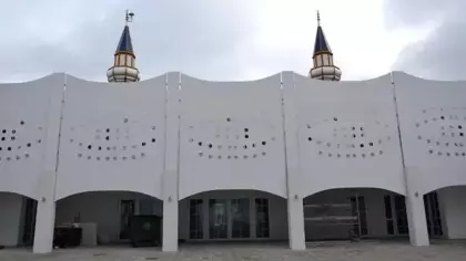 Tek dertleri İslam: Avrupa'da bir ülke ezanı yasaklamayı planlıyor