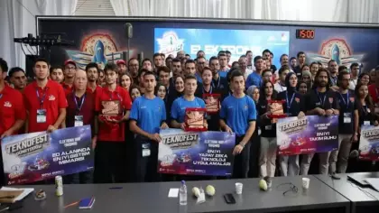 TEKNOFEST 2026'da 13 ülke bir araya geldi! 3 bin genç teknoloji için yarıştı