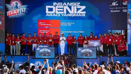 TEKNOFEST Mavi Vatan coşkusu Gölcük'te görkemli ödül töreniyle taçlandı