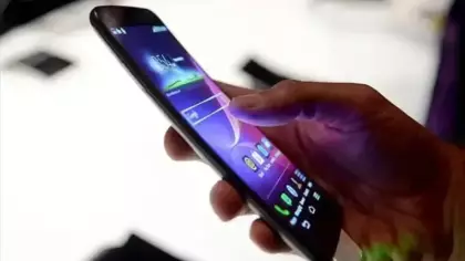 Telefonunuz sizi dinliyor olabilir! Uygulama yüklerken bu detaya dikkat!